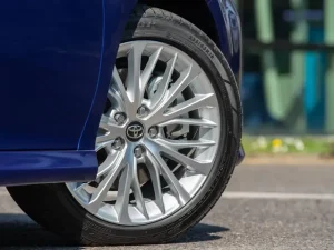 Ap Suat Lop Xe O To Bao Nhieu La Vua