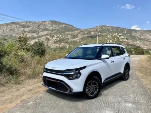 Hướng Dẫn Chi Tiết Về Bảng Giá Xe Ô Tô Cũ 7 Chỗ Tại Việt Nam