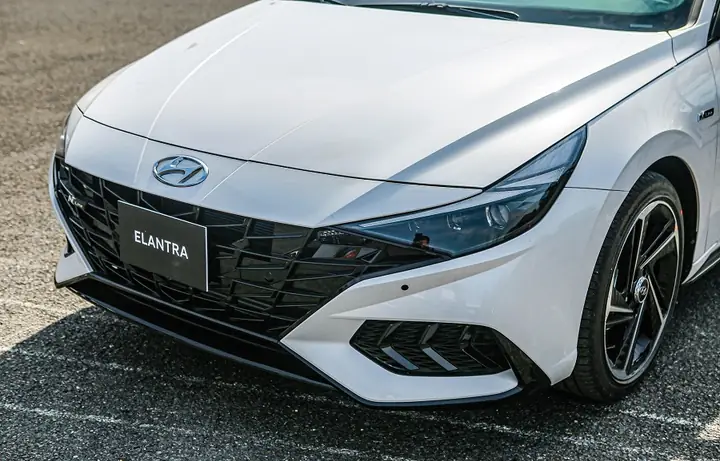 Bảng Giá Xe Ô Tô Elantra