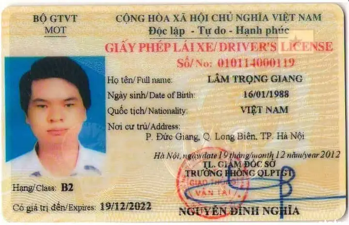 Bằng Lái Xe Ô Tô B2 Có Được Lái Xe Máy Không? Quy Định & Mức Phạt Mới Nhất