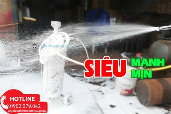 Bình Bọt Tuyết Và Hóa Chất Rửa Xe