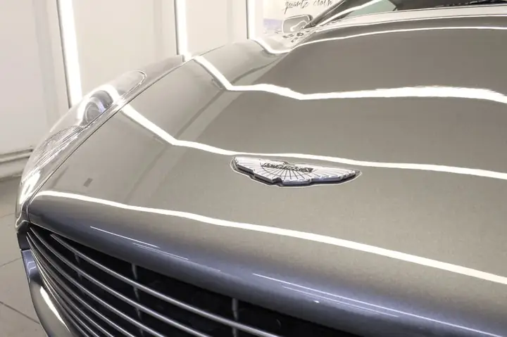 Loại Phủ Bóng Nano Nào Tốt Cho Ô Tô?