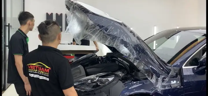 Những Lưu Ý Bạn Cần Biết Khi Dán Phim Bảo Vệ Sơn Ô Tô