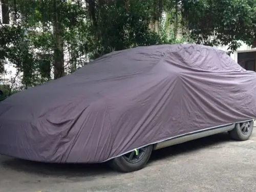 Bạn Có Biết Vải Bạt Phủ Xe Ô Tô Loại Nào Tối Hay Không?