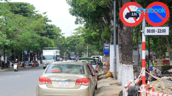 Mức Phạt Khi Xe Tải Đi Vào Đường Có Biển Cấm Xe