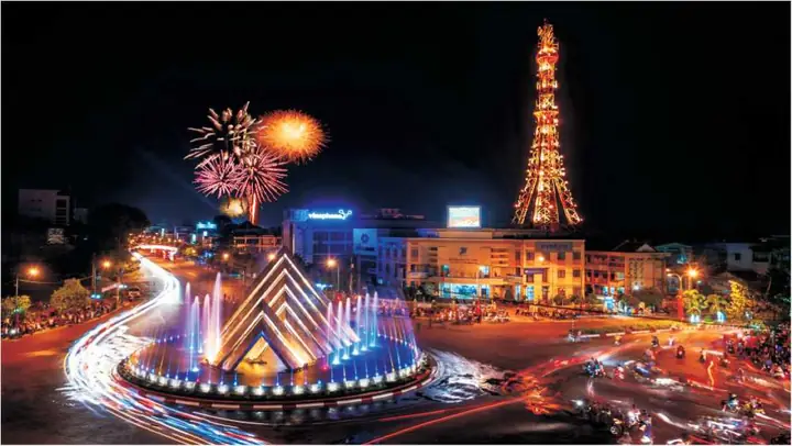 Quang Cảnh Thành Phố Tây Ninh Về Trời Tối