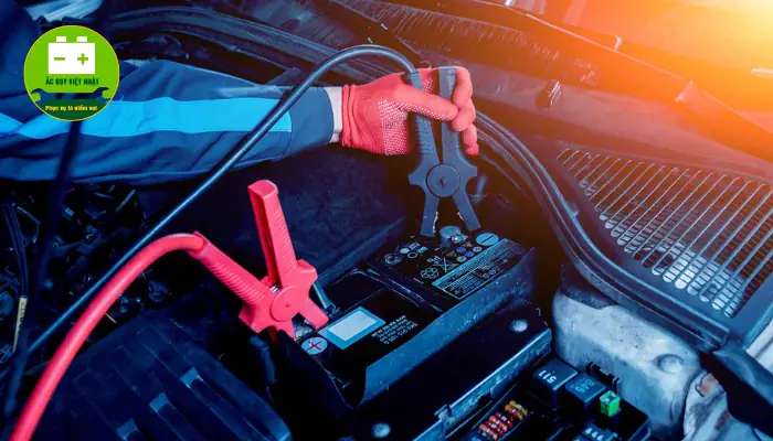 Ắc Quy Xe Ô Tô Là Gì? Chức Năng Bình Ắc Quy Ô Tô