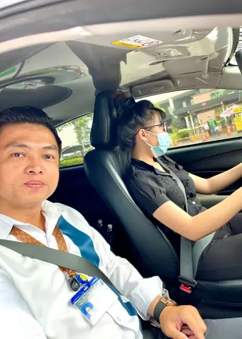 Học Phí Học Bổ Túc Tay Lái Xe Tải Số Sàn