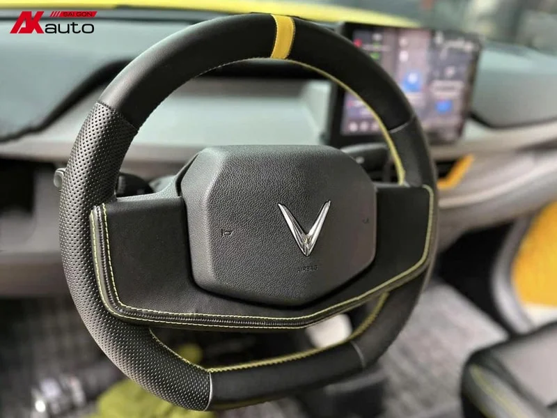 Chọn Da Bọc Vô Lăng VF3: Phân Loại, Ưu Điểm và Nhược Điểm