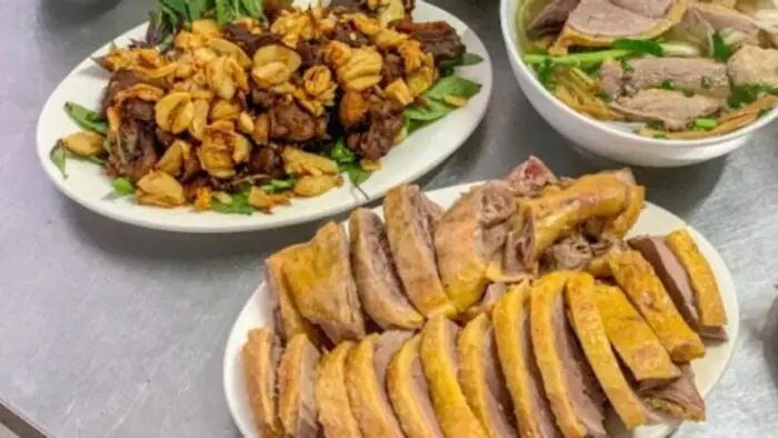 Bún, Miến Ngan Cô Hiền: Hương Vị Thơm Ngon Đậm Đà