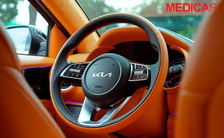 Bọc Vô Lăng Xe Ô Tô Là Gì?