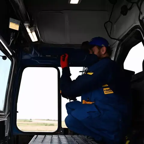 Lưu Ý Khi Lựa Chọn Cabin Xe Ô Tô