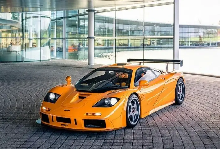 Mclaren F1 – Siêu Xe Ba Chỗ Độc Đáo
