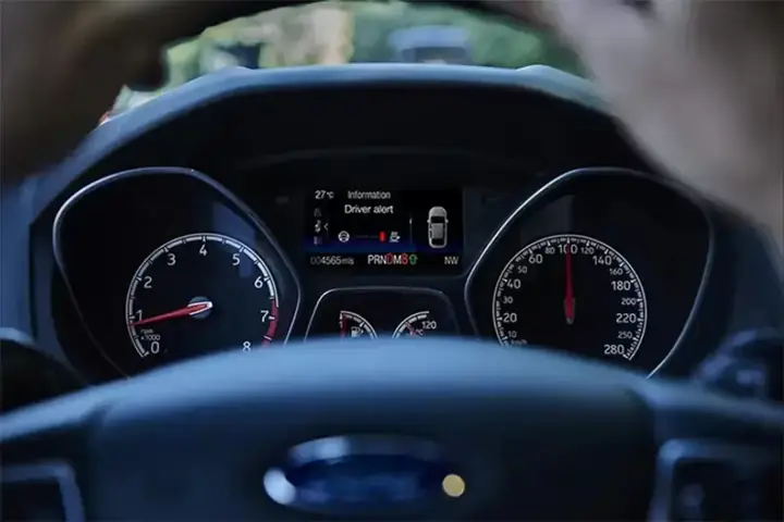 Các Ký Hiệu Trên Xe Ô Tô Là Gì?