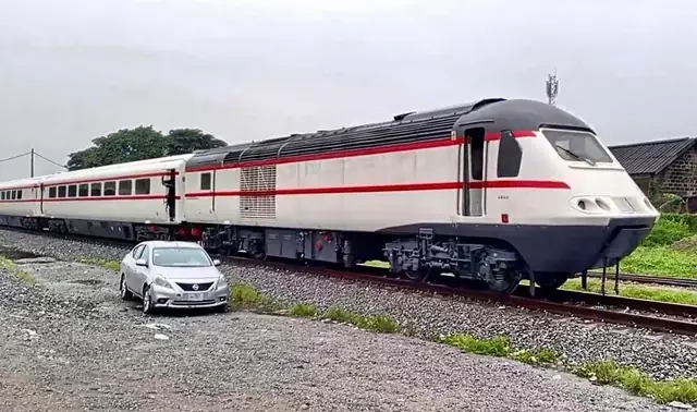 Các Loại Ghế Cao Phục Vụ Sơn Xe Ô Tô: Phân Tích Chi Tiết Và Lựa Chọn Phù Hợp