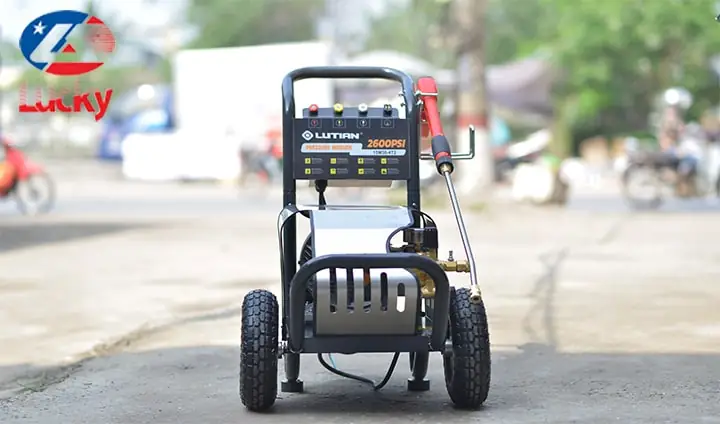 Máy Rửa Xe Cao Áp Trung Quốc Lutian 2600psi 4kw