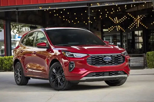 Các Phiên Bản Xe Ô Tô: So Sánh Chi Tiết Toyota Corolla Cross 2023