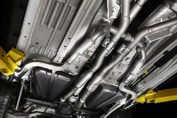 Kiểm Tra Kỹ Tình Trạng Ống Xả Và Mang Đi Bảo Dưỡng Ngay Khi Tắc Ống