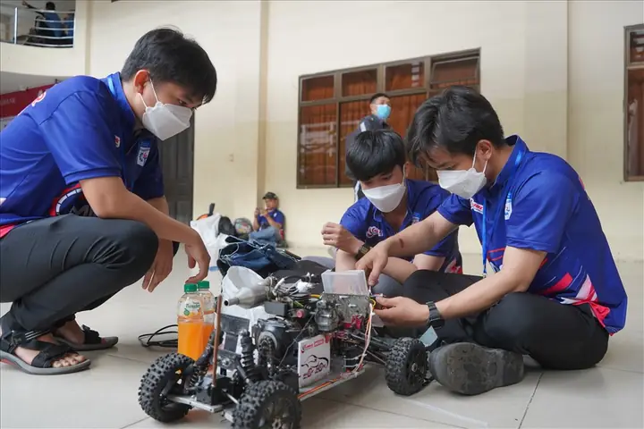 Cách Chế Tạo Xe Ô Tô Mini Đơn Giản Trong Thế Giới Ảo