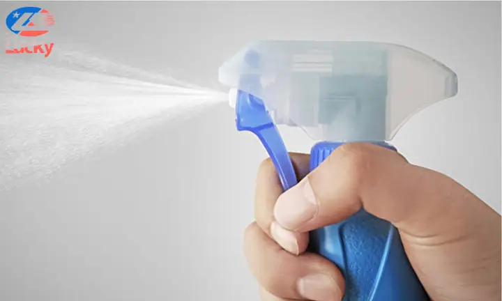 Hạn Chế Sử Dụng Thuốc Diệt Gián Trên Xe Ô Tô