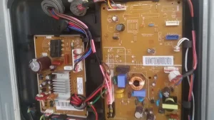 2nguyên Nhân Và Cách Khắc Phục Tủ Lạnh Samsung Nháy Đèn Ở Bên Trong Bo Mạch