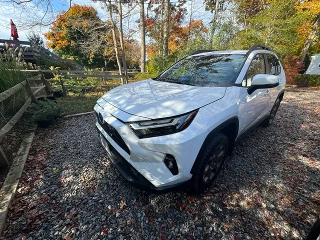 Cách Giữ Xe Ô Tô Luôn Sạch Sẽ: Hướng Dẫn Chi Tiết Từ A Đến Z