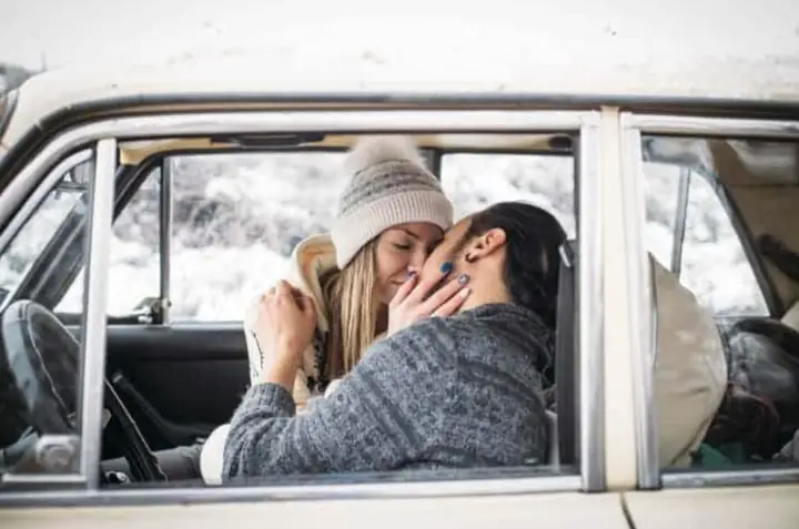 Cách Làm Tình Trên Xe Ô Tô An Toàn