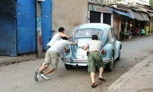 Vấn Đề Phát Sinh Khi Lùi Xe Lên Dốc