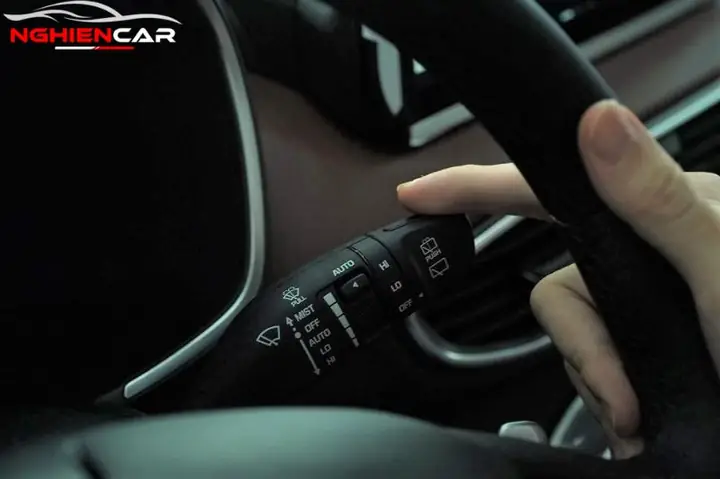 Cách Sử Dụng Cần Gạt Nước Ô Tô