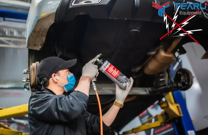 Cách Sơn Phủ Gầm Xe Ô Tô Chuyên Nghiệp