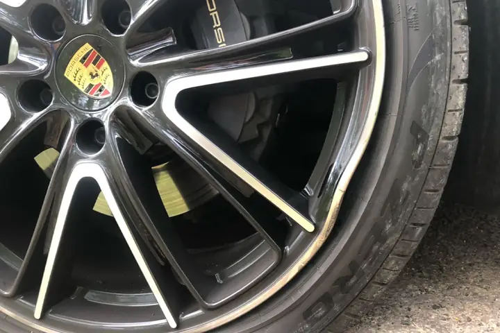 Các Loại Hư Tổn Của Mâm Xe Và Cách Xử Lý