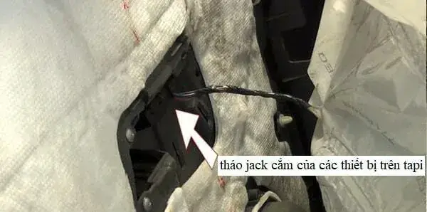 Những Hư Hỏng Có Thể Gặp Phải Trên Tapi Cửa Xe Ô Tô