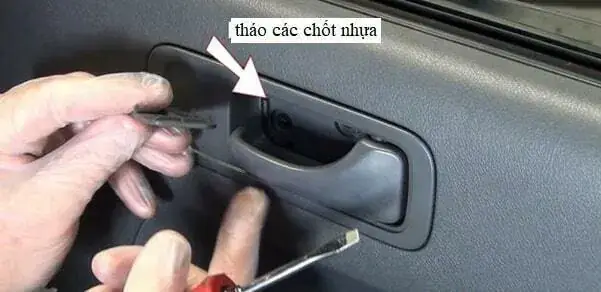 Những Hư Hỏng Có Thể Gặp Phải Trên Tapi Cửa Xe Ô Tô