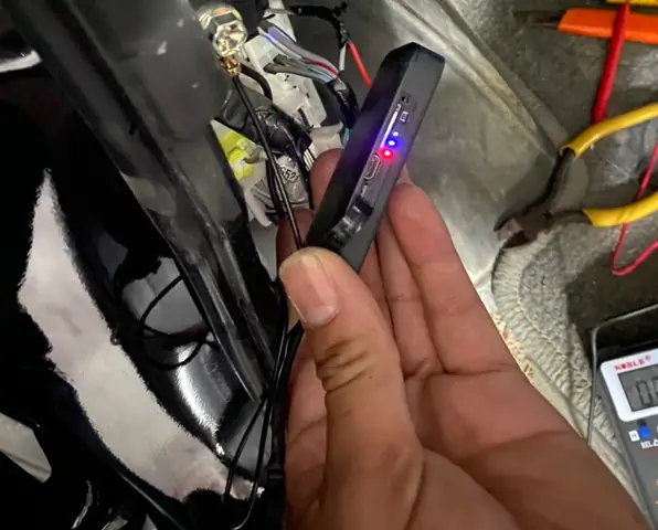 Thiết Bị Định Vị Ô Tô Có Dây