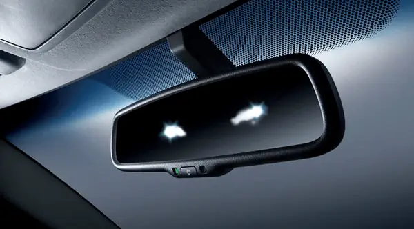 Hướng Dẫn Chi Tiết Cách Tháo Gương Xe Ô Tô An Toàn Và Dễ Dàng