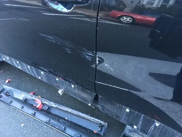 Cách Tháo Ốp Cửa Xe Ô Tô: Hướng Dẫn Chi Tiết Từng Bước Tại Nhà