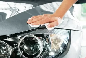 Hướng Dẫn Chi Tiết Cách Thay Bóng Đèn Xe Ô Tô An Toàn Và Hiệu Quả