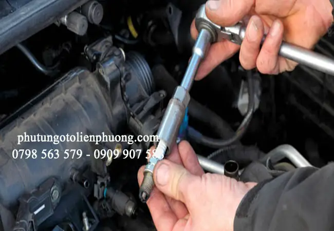 Cách Thay Bugi Xe Ô Tô: Hướng Dẫn Chi Tiết Từ Chuyên Gia Kỹ Thuật