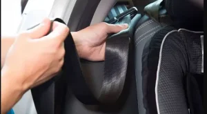 Cách Xử Lý Khi Dây An Toàn Bị Kẹt