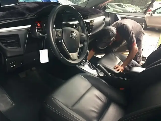 Phí Giữ Xe Hàng Tháng