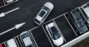 Cách Vào Số Lùi Xe Ô Tô Số Sàn Bạn Nên Biết