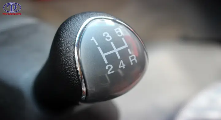 Cách Vào Số Xe Số Sàn