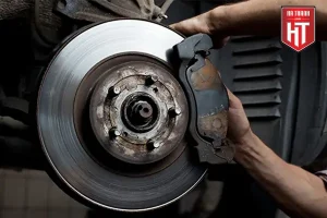 Đĩa Phanh Ô Tô Bị Gỉ