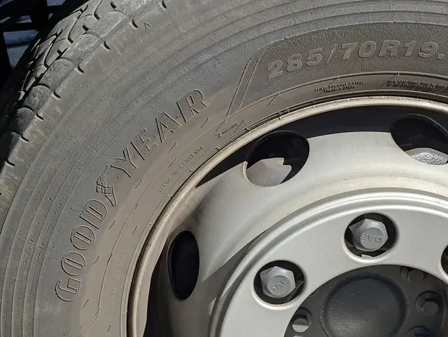 Cái Thắng Xe Ô Tô Trong Tiếng Anh Là Gì? Hướng Dẫn Chi Tiết Và Từ Vựng Chuyên Ngành