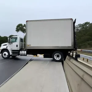 Vì Sao Việc Căn Cầu Xe Ô Tô Lại Tối Quan Trọng?