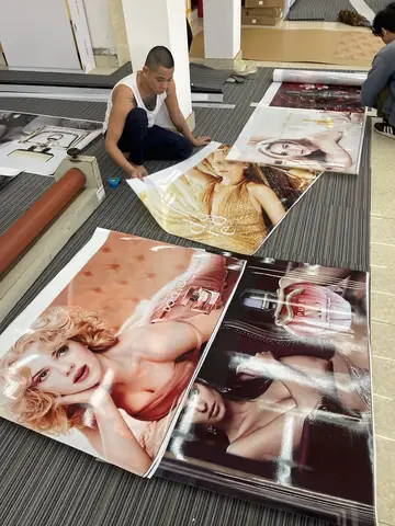 Dễ Dàng Bóc Và Thay Đổi