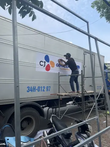 Đề Can Dán Đuôi Xe