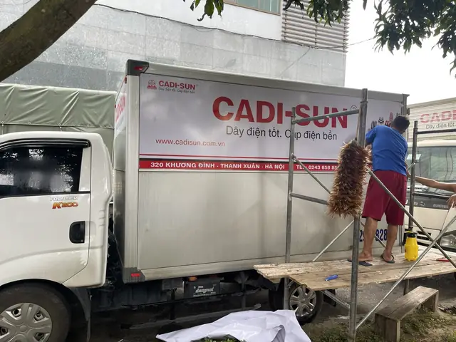 Đề Can Ô Tô Là Gì?