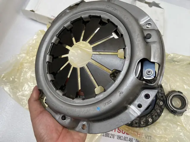 Cấu Tạo Côn Xe Ô Tô