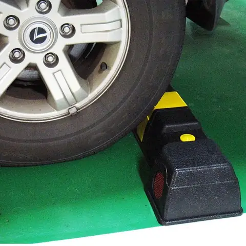 Chặn Lùi Xe Ô Tô | Cục Chặn Bánh Xe Ô Tô | Chặn Lùi Sau Xe Chữ C